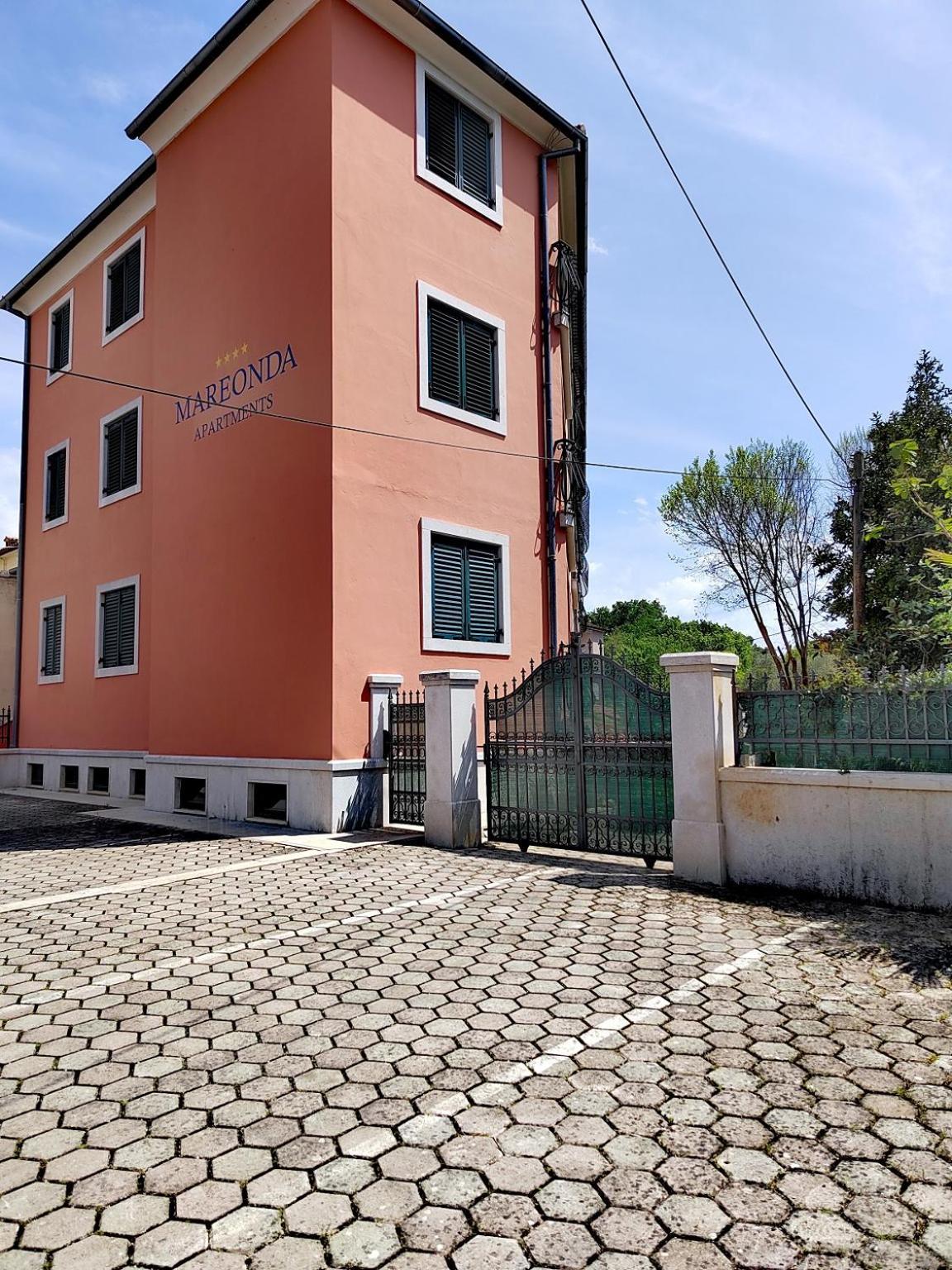 Villa Mareonda - Apartments Sussurro Ровинь Экстерьер фото